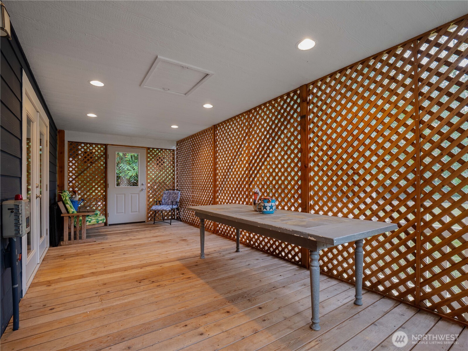 14220 50th Avenue Property Photo 27