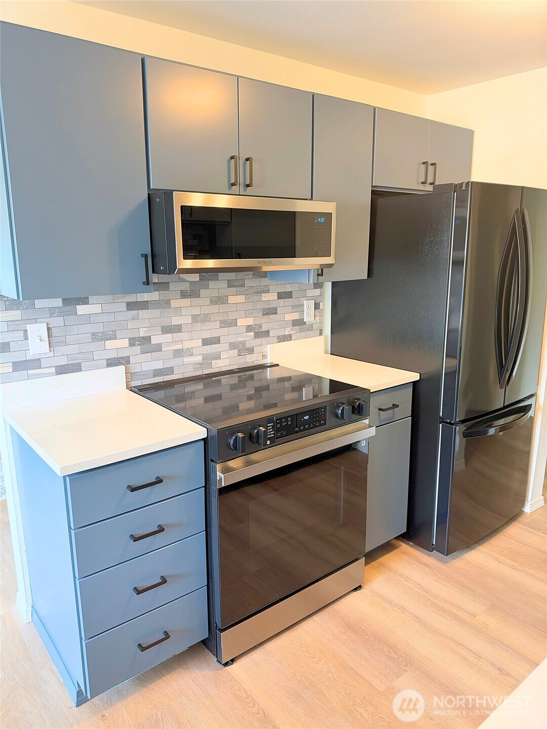 7021 Sand Point Way B310 Property Photo 5