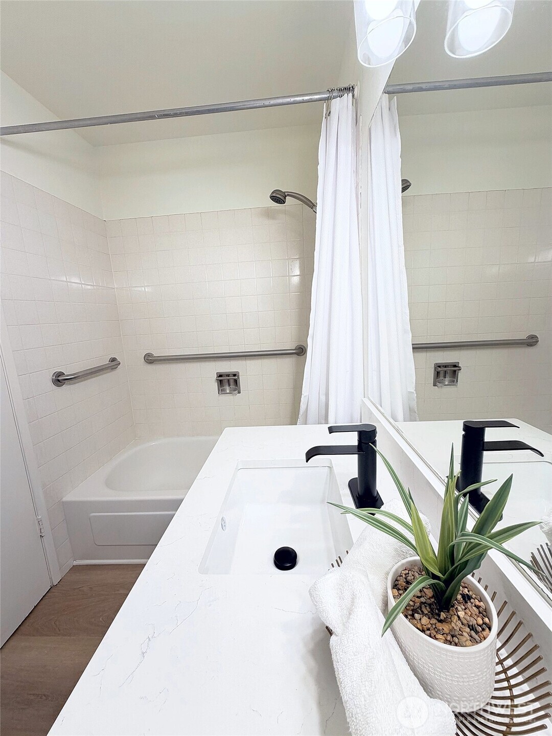 7021 Sand Point Way B310 Property Photo 14