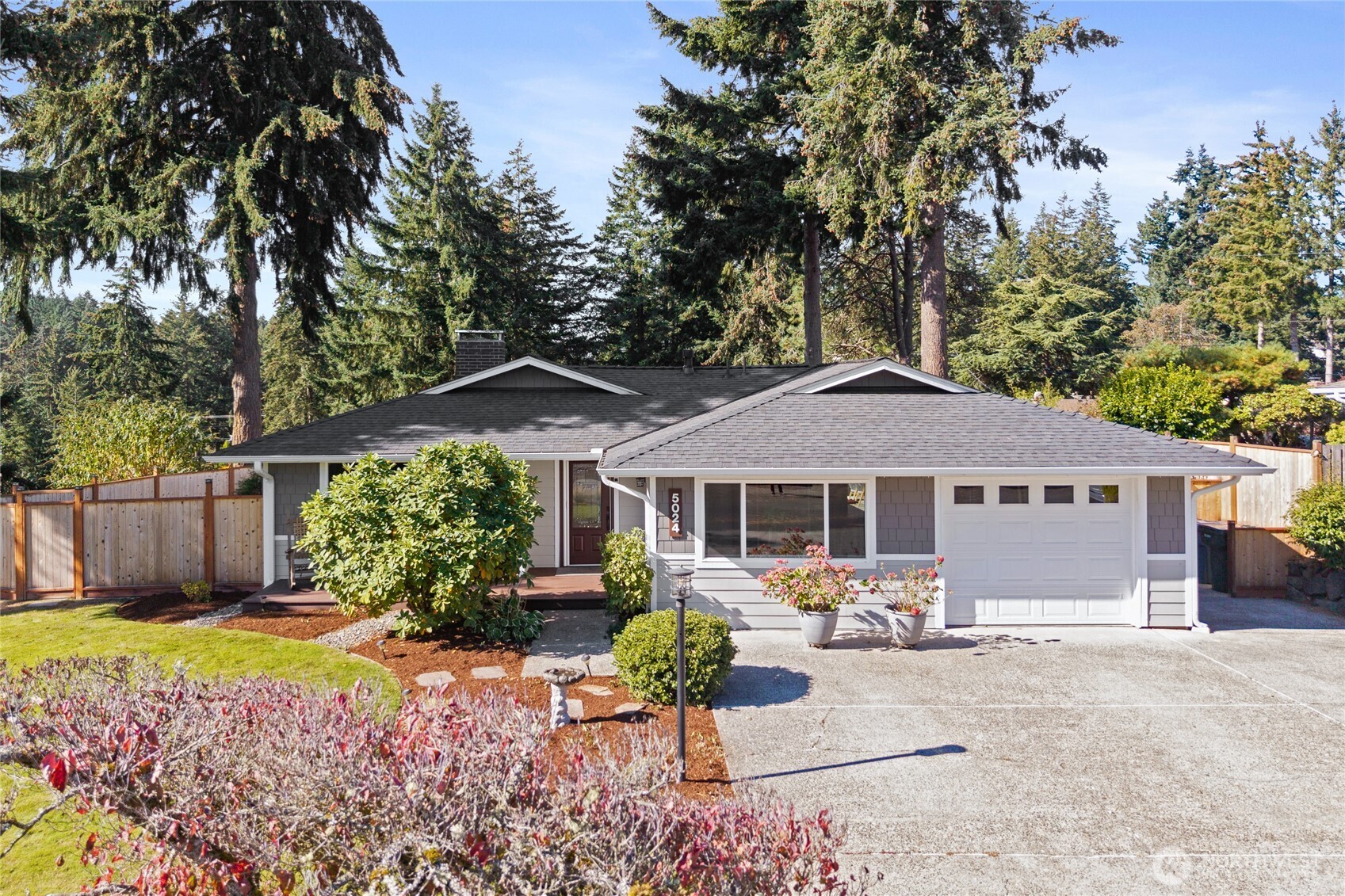 5024 66th Avenue Property Photo 1