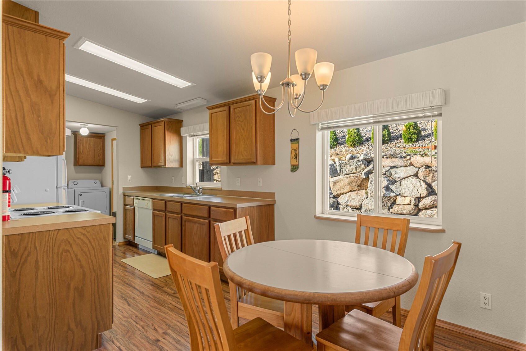 15075 N Lakeshore Dr Property Photo 14