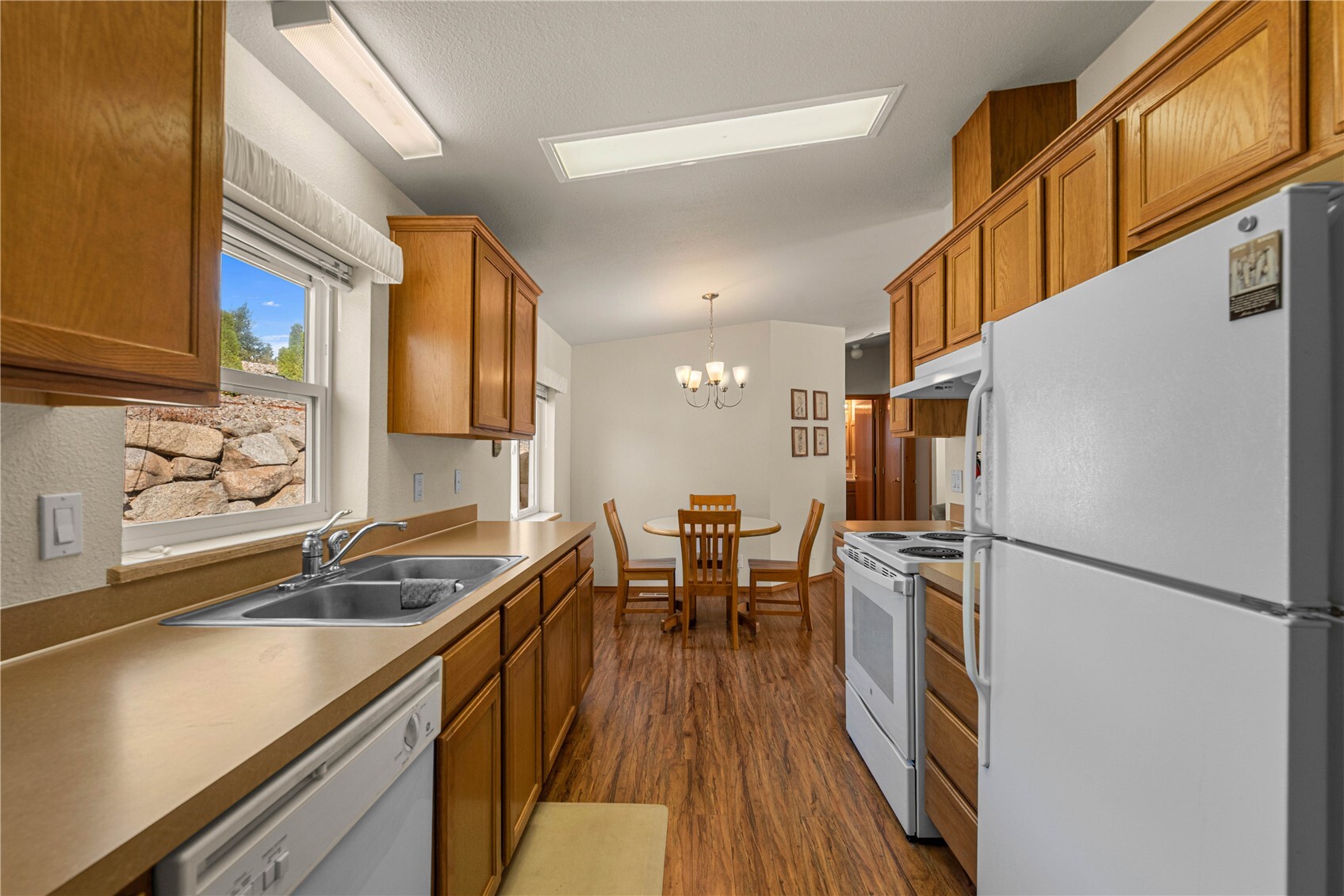 15075 N Lakeshore Dr Property Photo 16