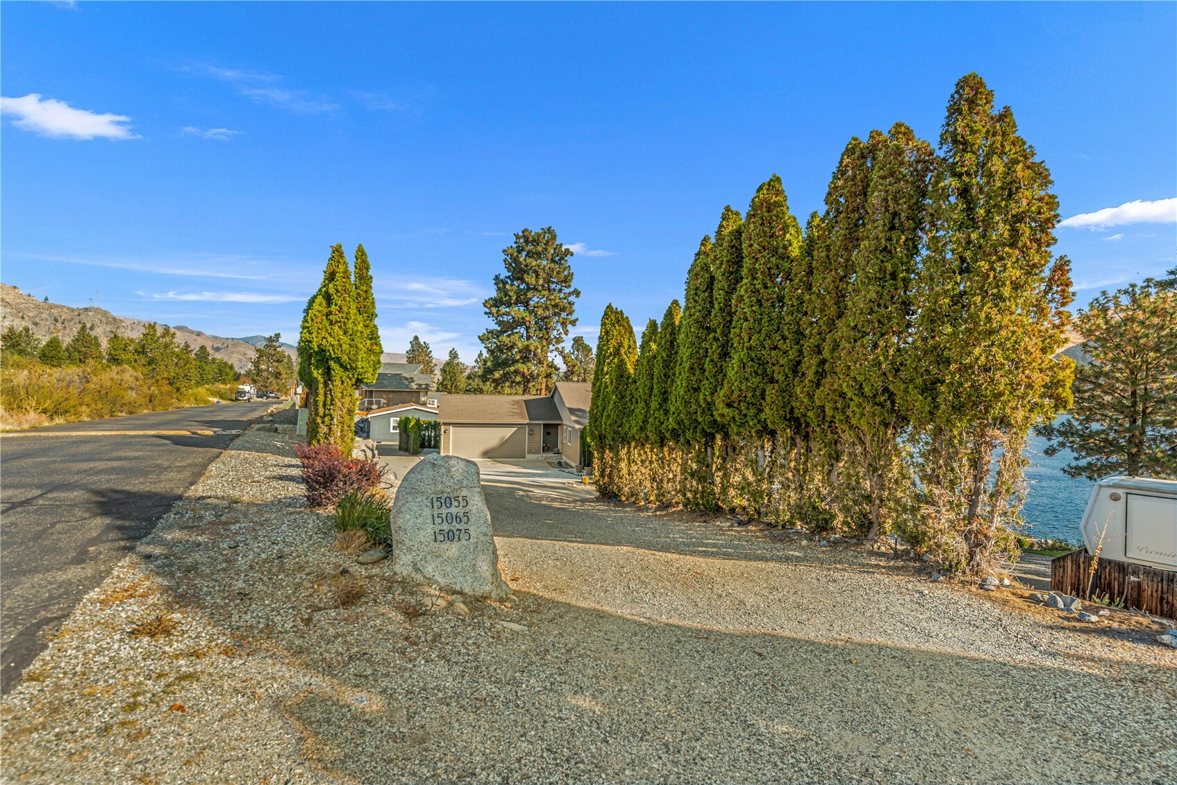 15075 N Lakeshore Dr Property Photo 33