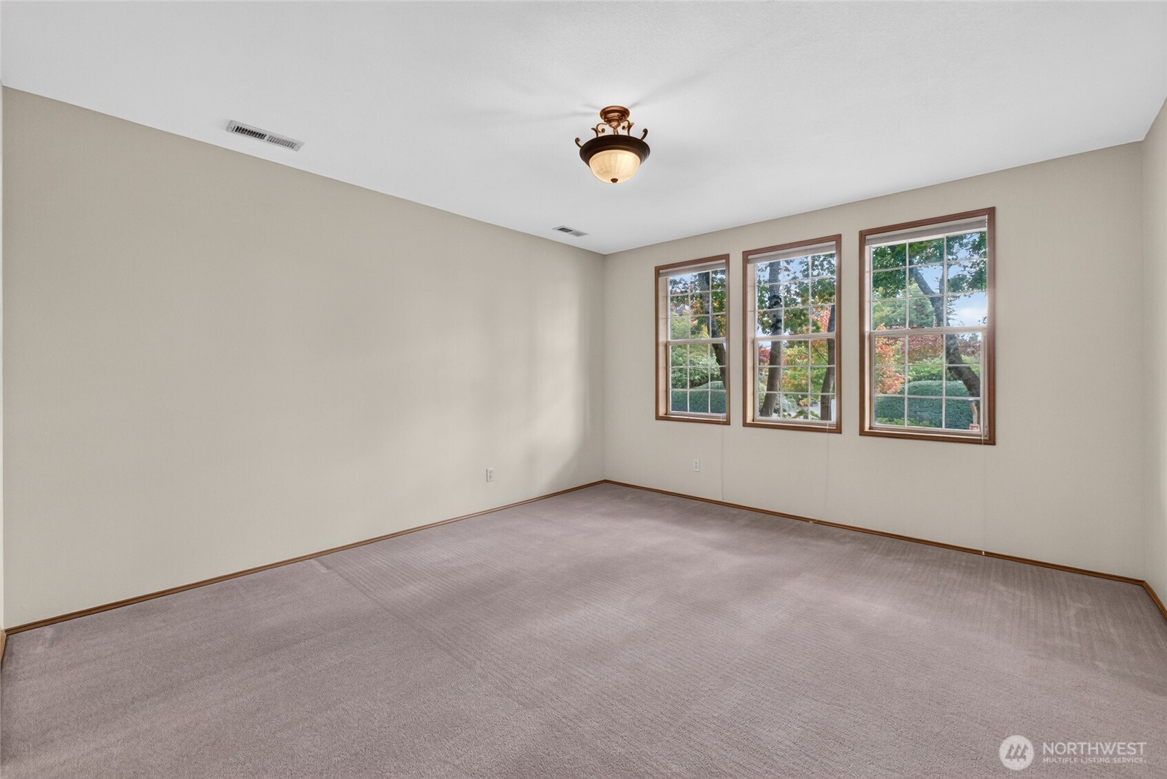 3005 Roosevelt Avenue Property Photo 6
