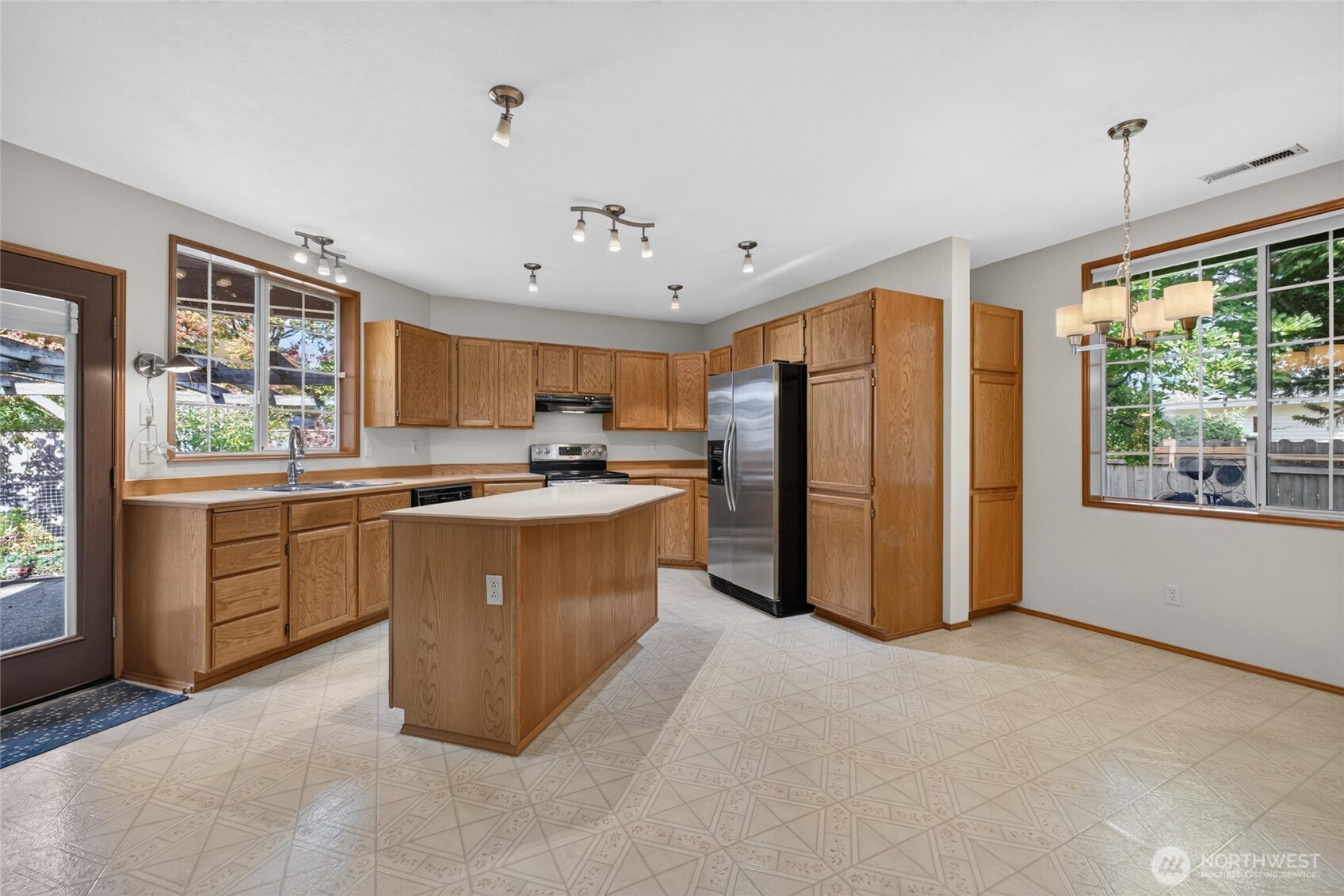 3005 Roosevelt Avenue Property Photo 17