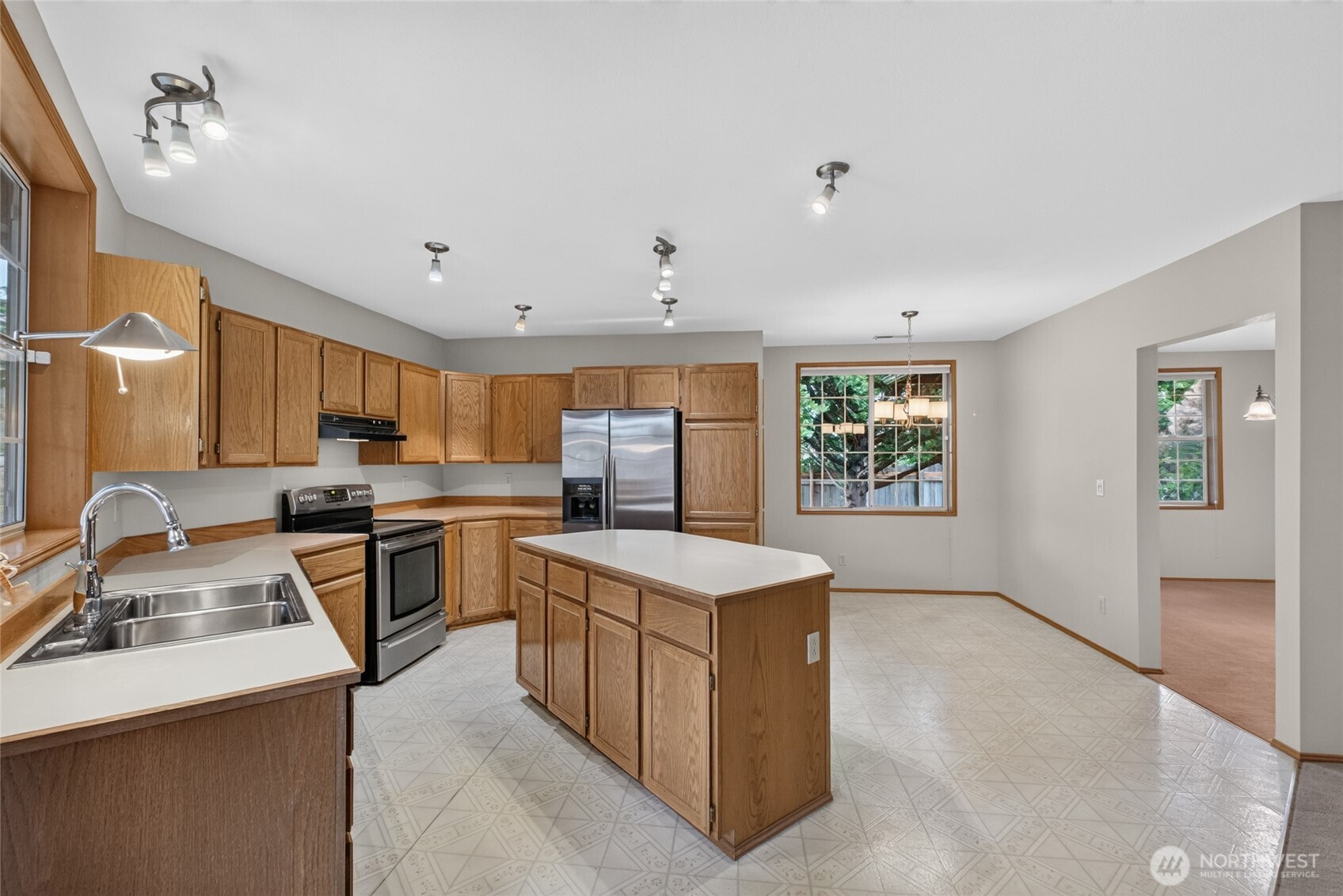 3005 Roosevelt Avenue Property Photo 20