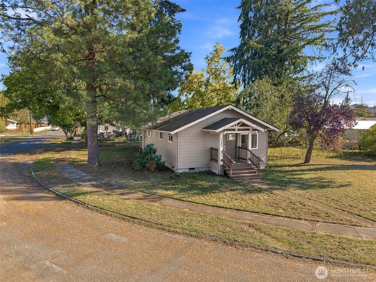 1348 Central Boulevard Property Photo 1
