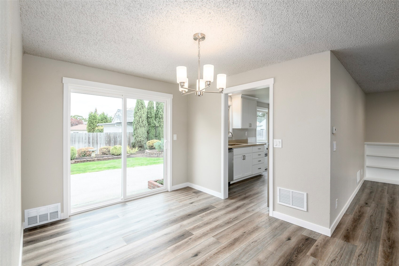 1009 Wheeler Street Property Photo 6