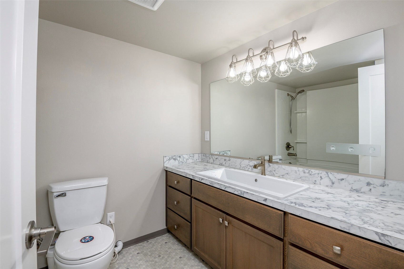 1009 Wheeler Street Property Photo 18