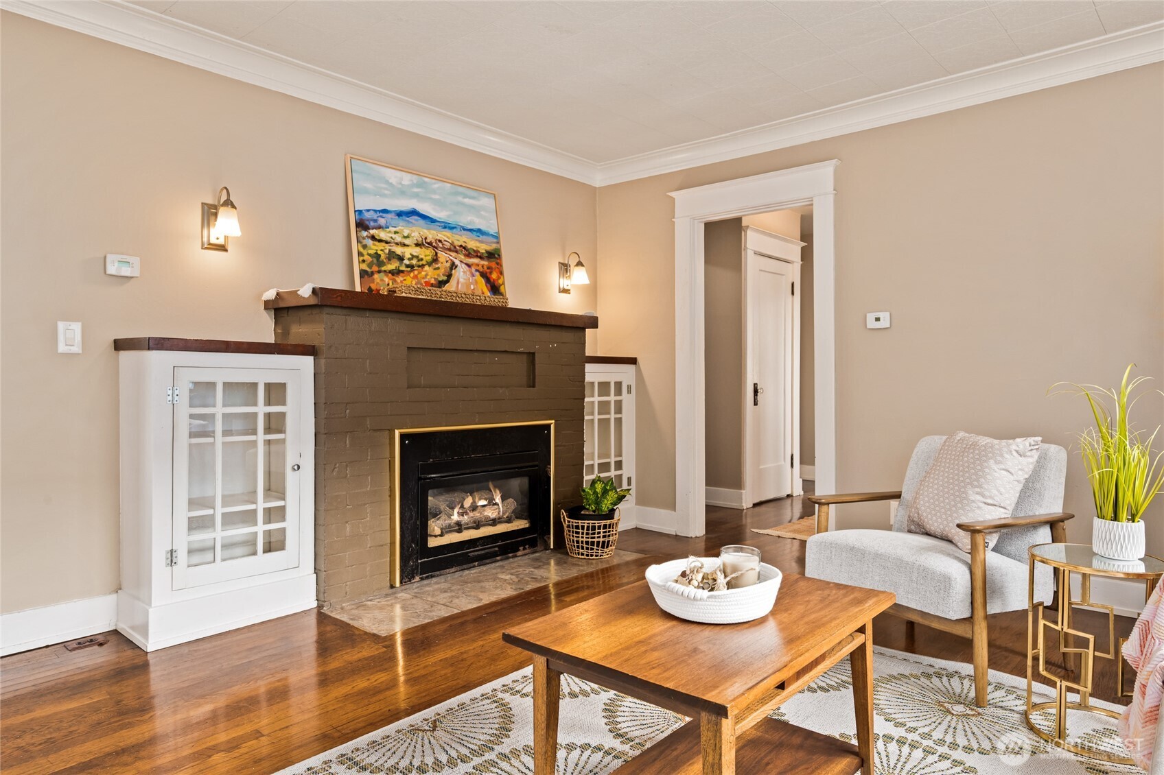 2407 Lombard Avenue A Property Photo 3