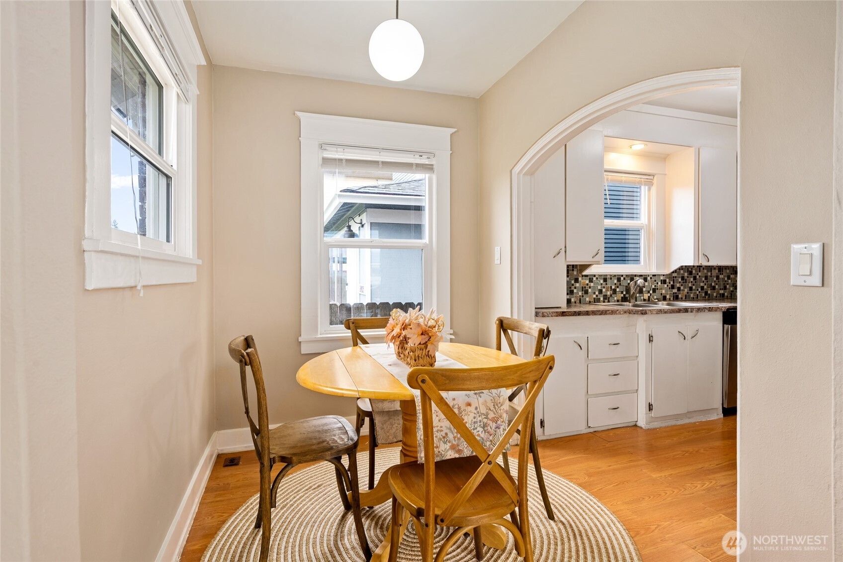 2407 Lombard Avenue A Property Photo 8