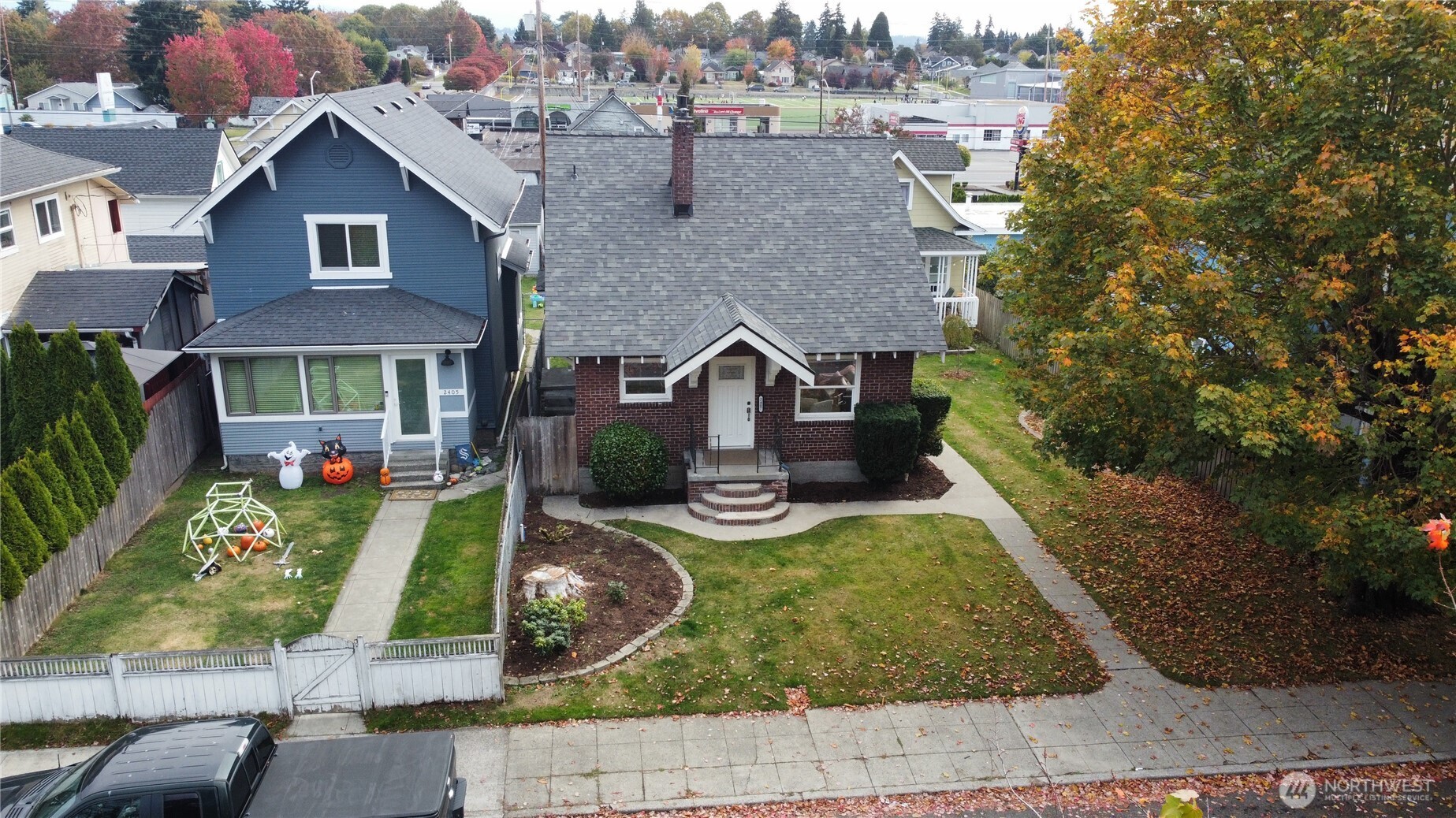 2407 Lombard Avenue A Property Photo 27