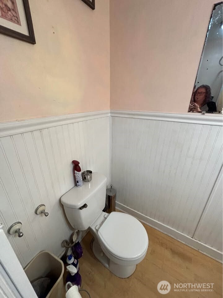 5708 4th Street Property Photo 2