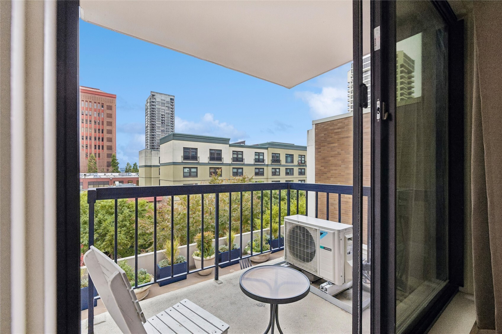 2100 Third Avenue 503 Property Photo 1