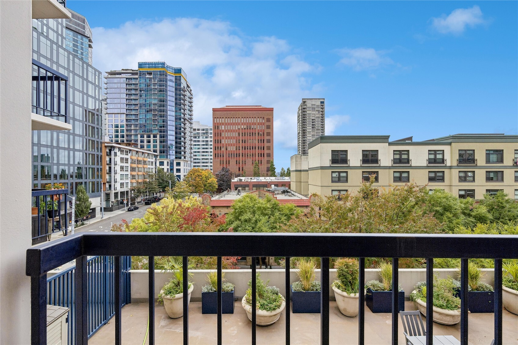 2100 Third Avenue 503 Property Photo 6