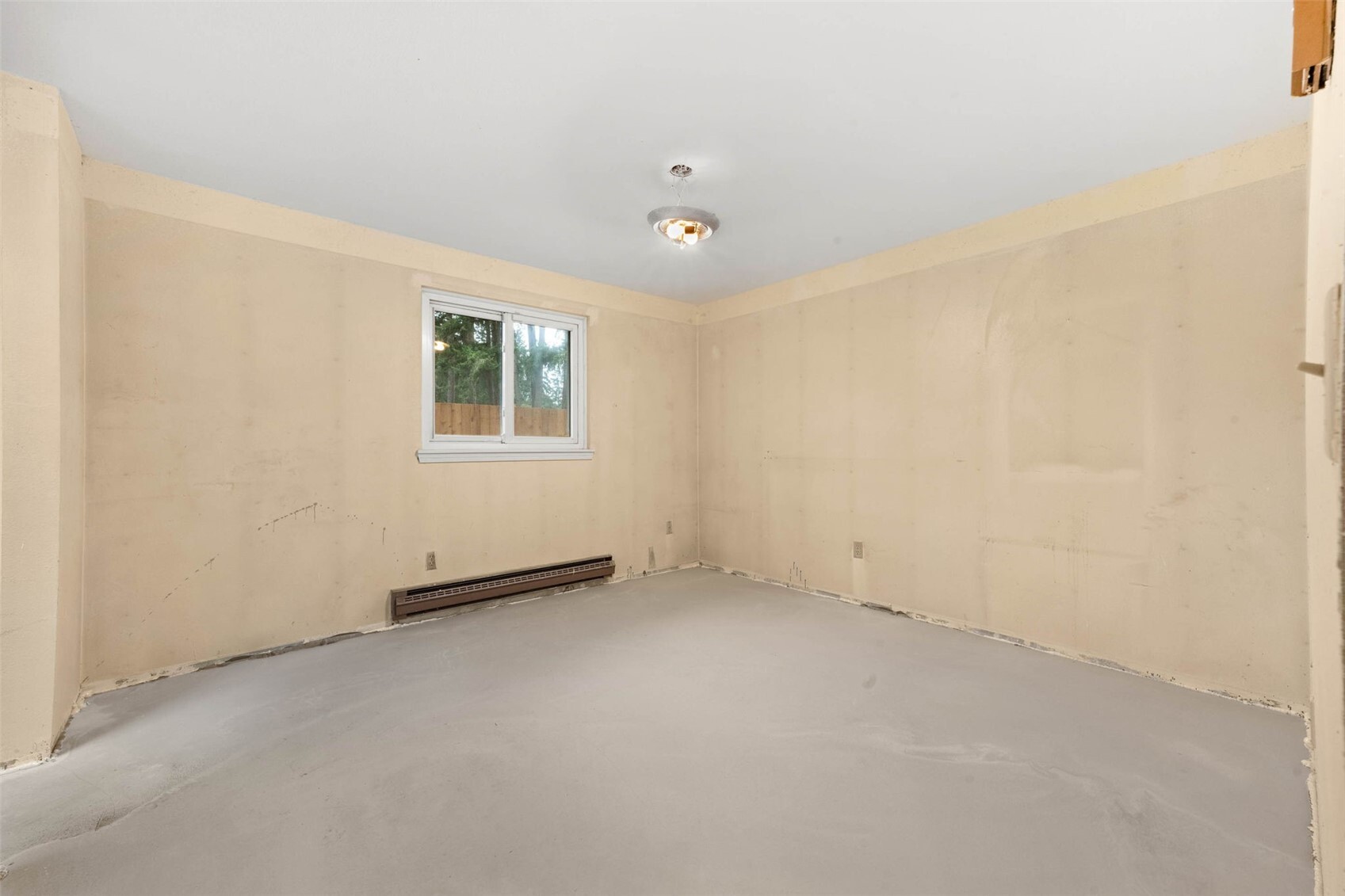 10448 Ainsworth Avenue Property Photo 9