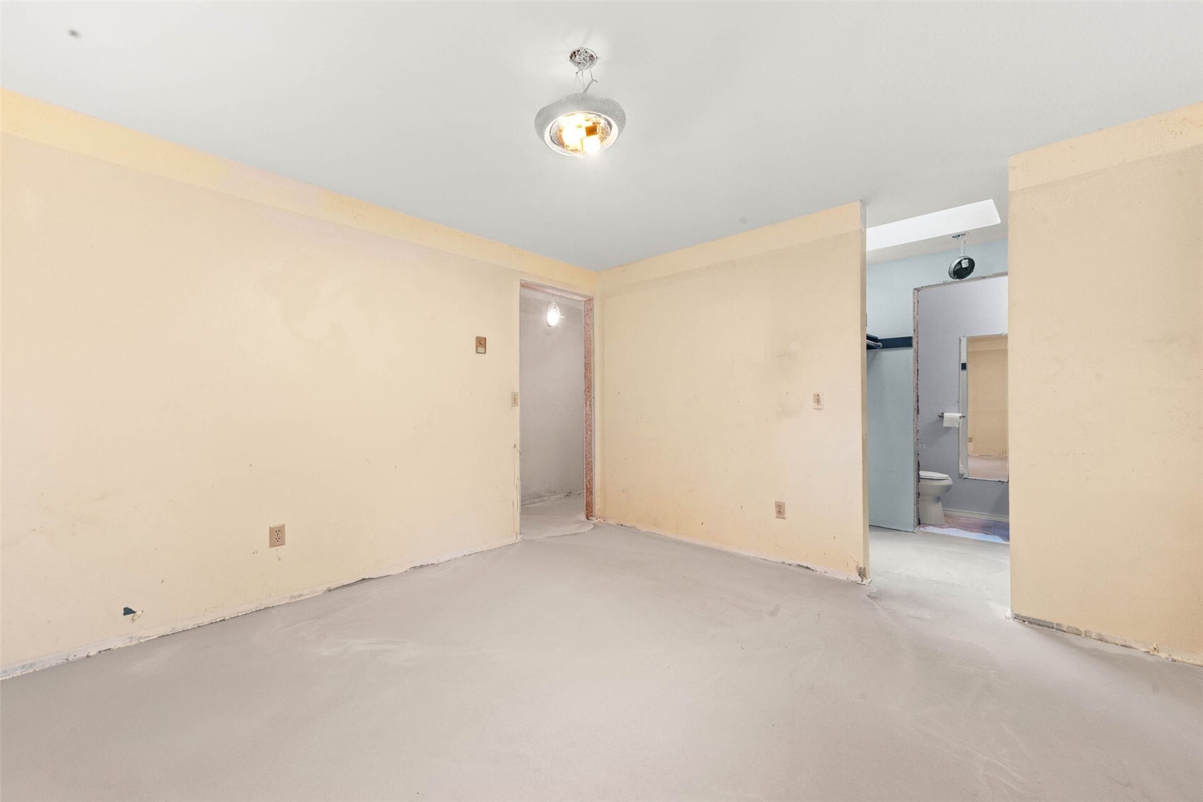 10448 Ainsworth Avenue Property Photo 12