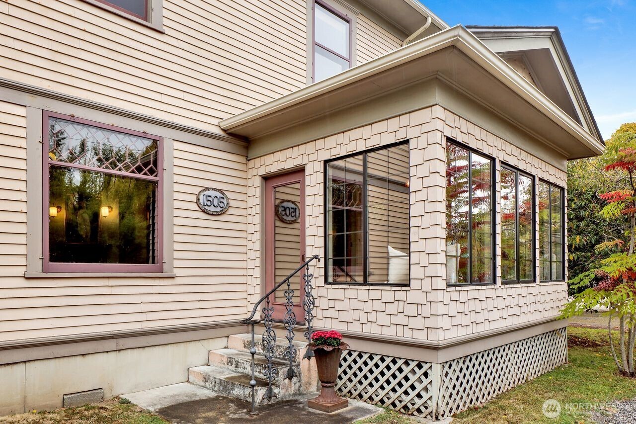 1505 Broadway Property Photo 3