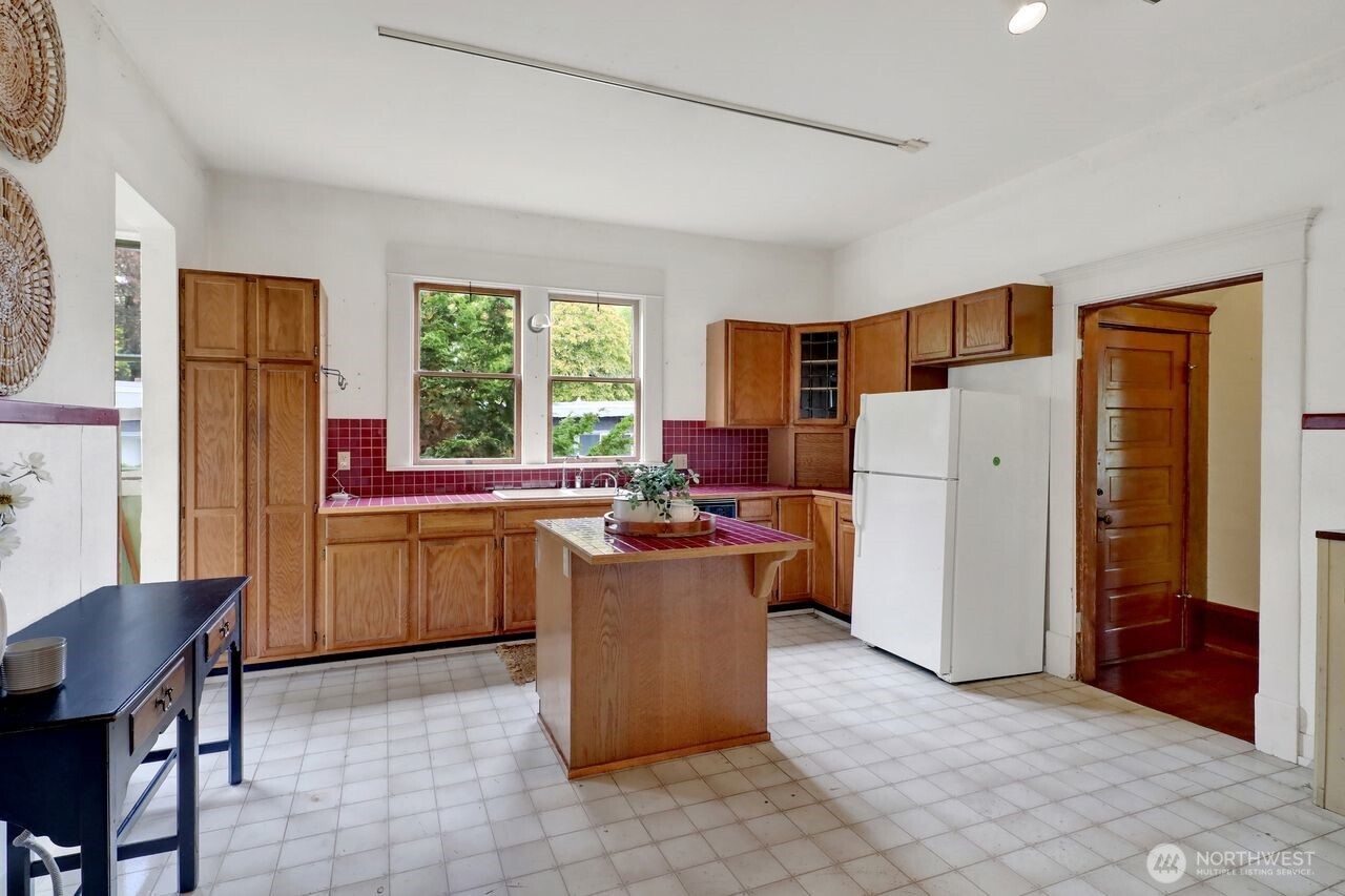 1505 Broadway Property Photo 17
