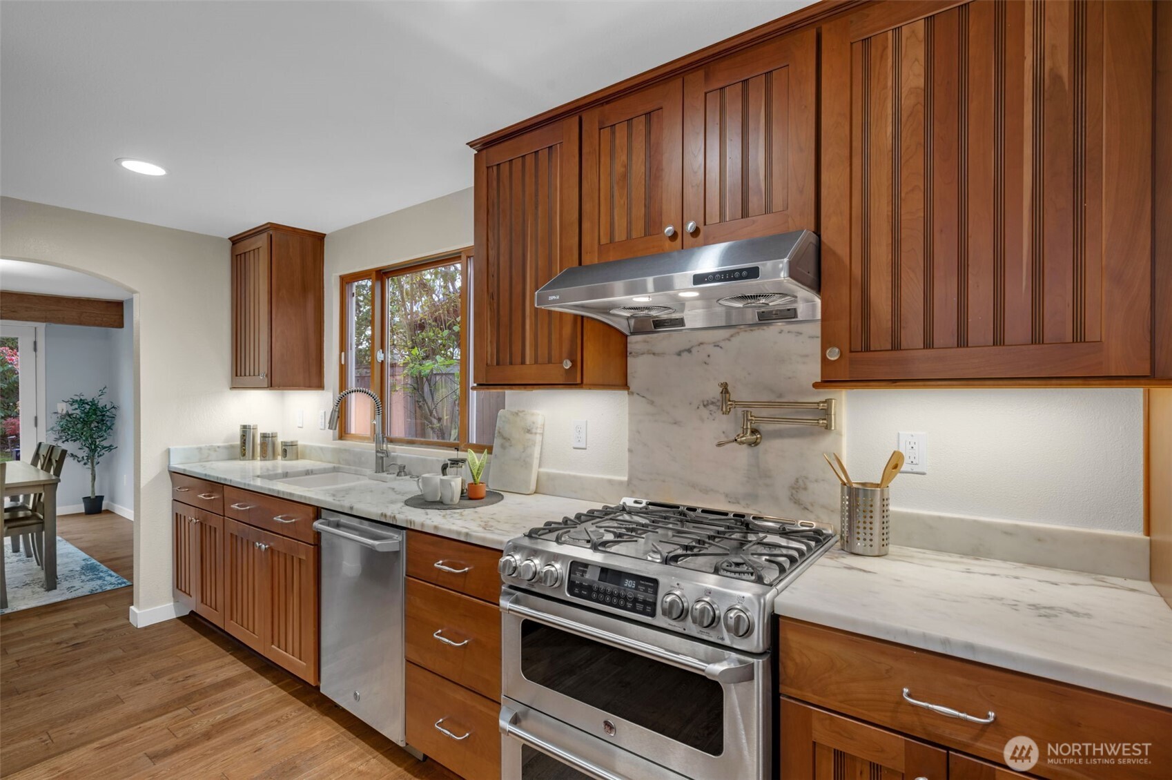 2226 240 Place Property Photo 6