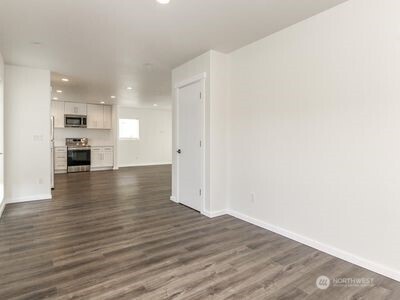 114 E Willis Street Property Photo 23