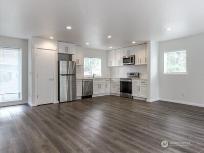 114 E Willis Street Property Photo 28