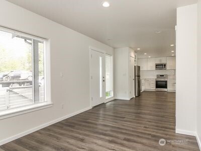 114 E Willis Street Property Photo 33