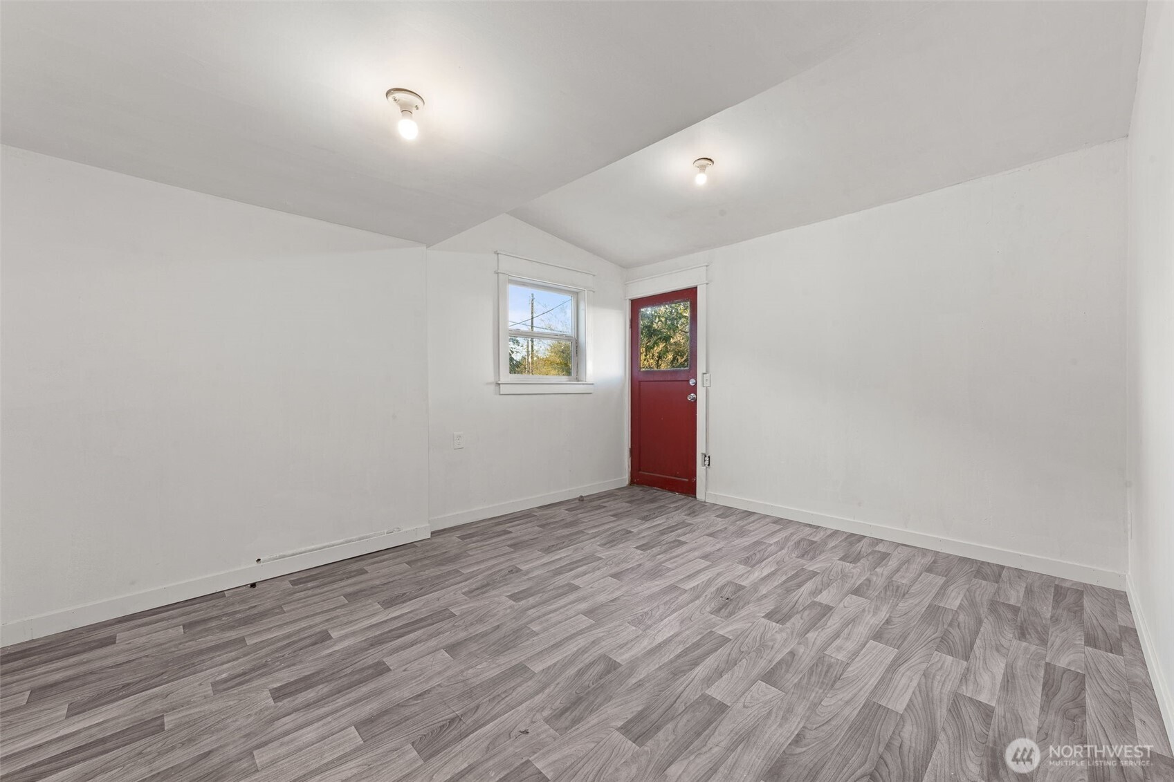 1300 Simpson Avenue Property Photo 12