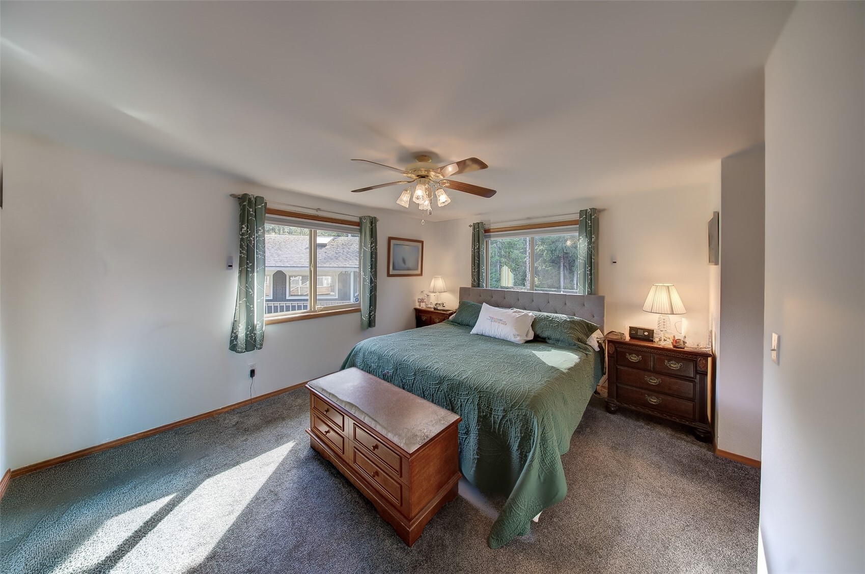 550 E Budd Drive Property Photo 15