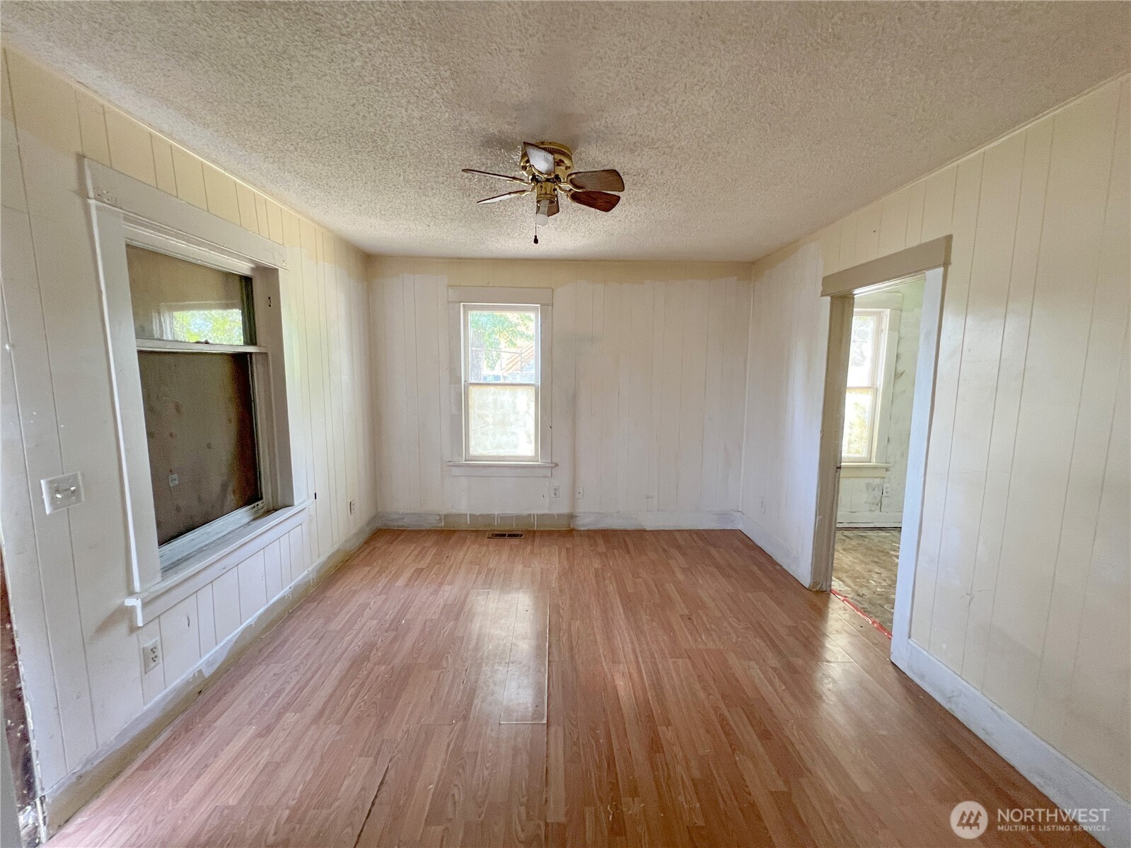 1102 Jefferson Avenue Property Photo 2