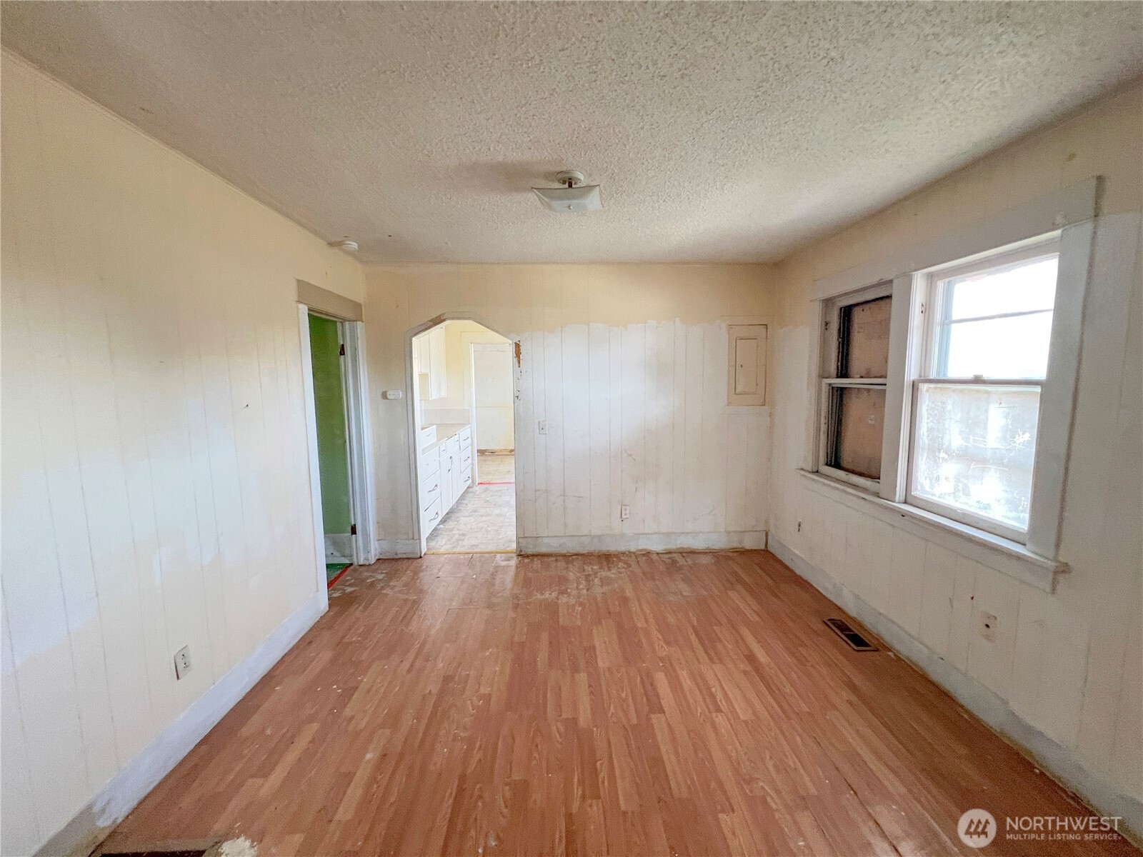 1102 Jefferson Avenue Property Photo 5