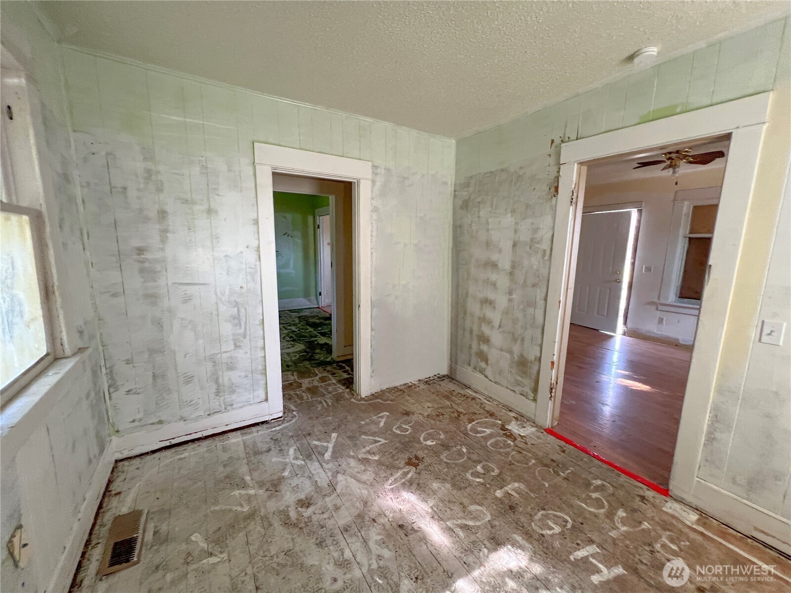 1102 Jefferson Avenue Property Photo 16
