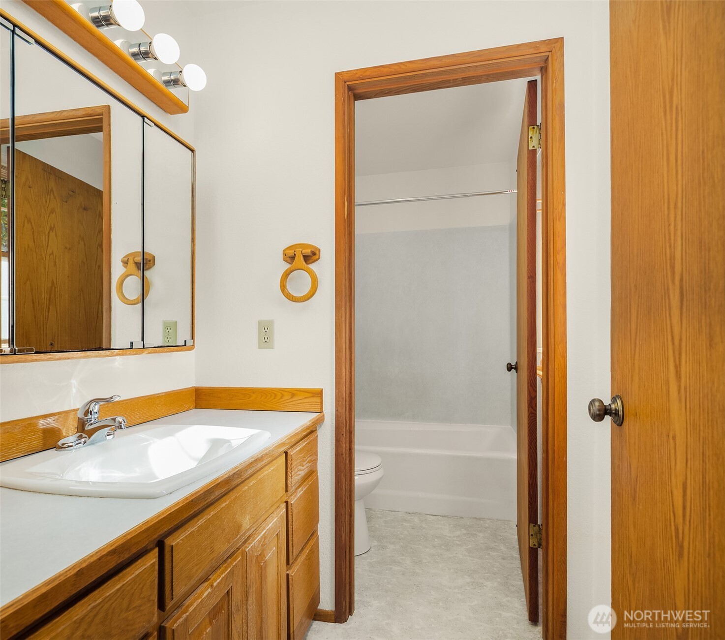 131 137th Street Property Photo 23
