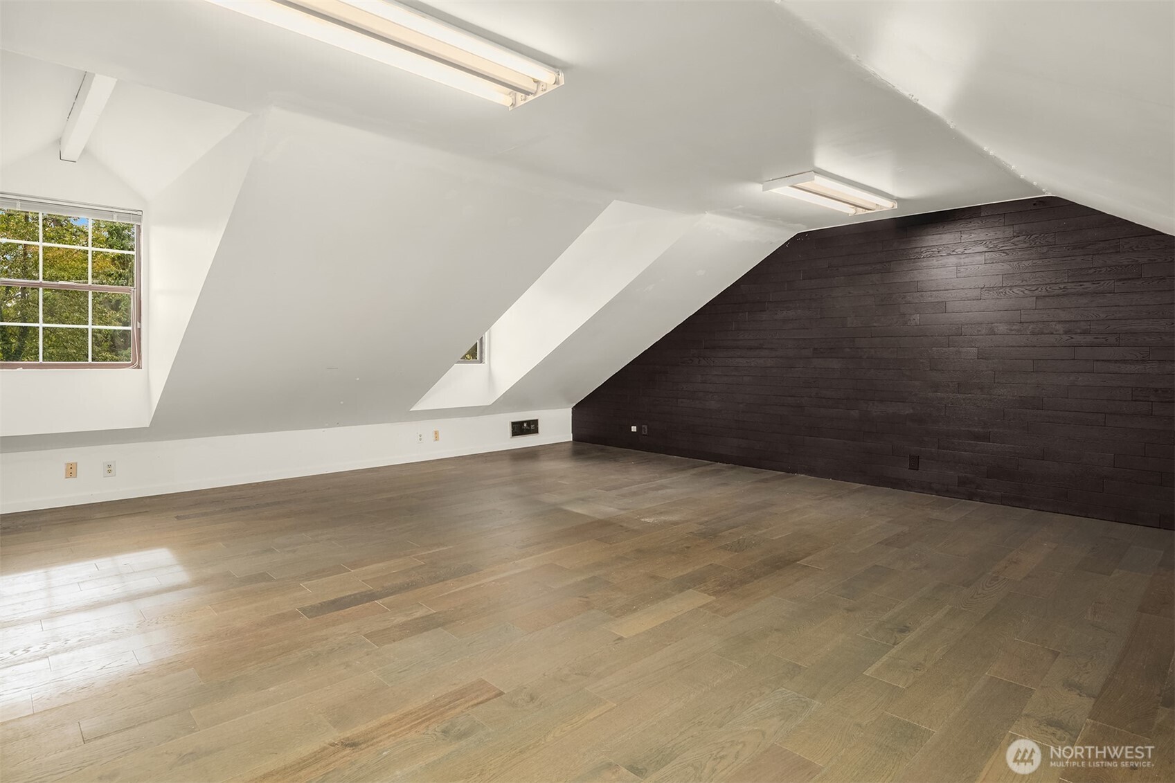 131 137th Street Property Photo 25