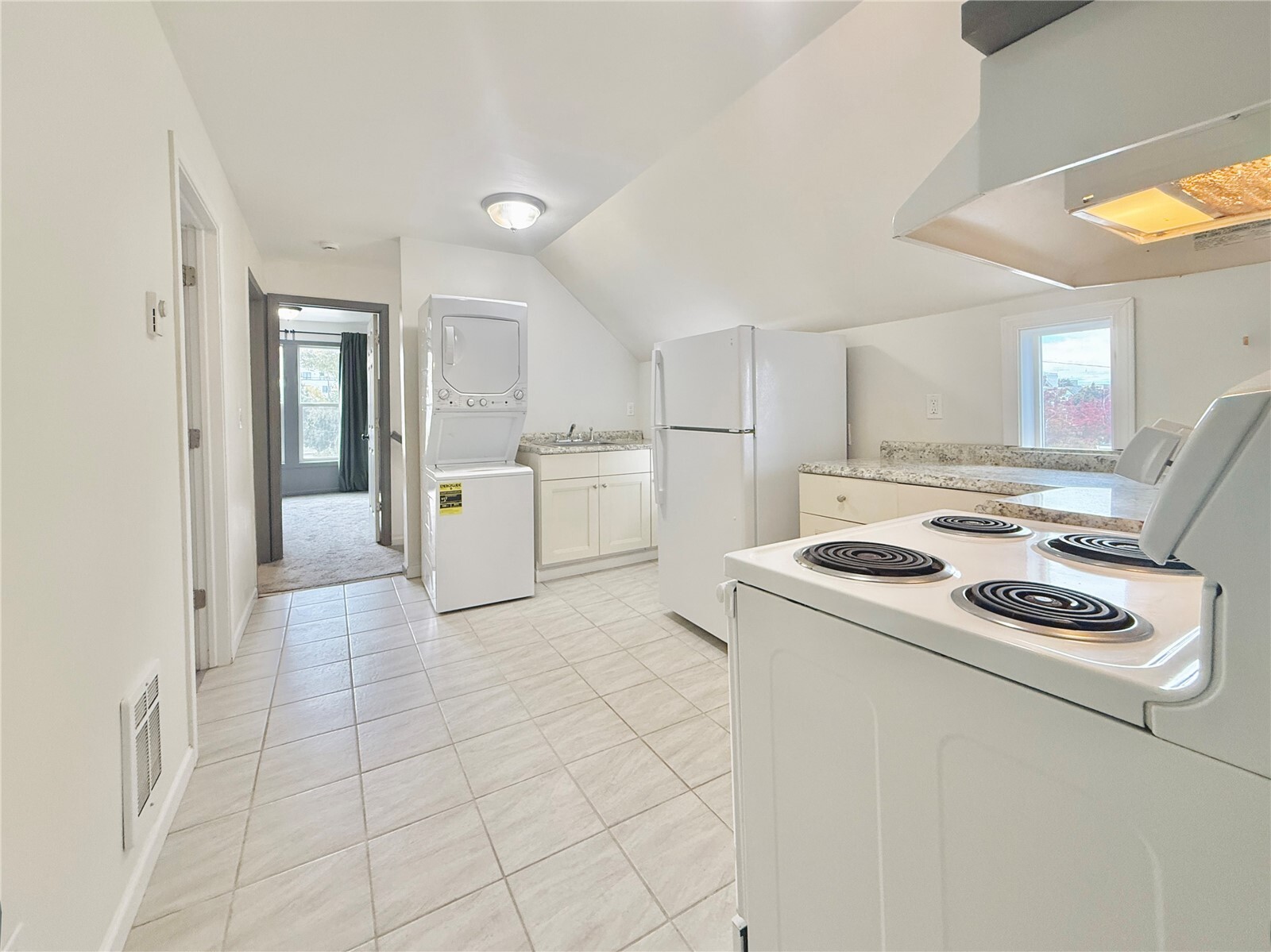 1017 S I Street Property Photo 9