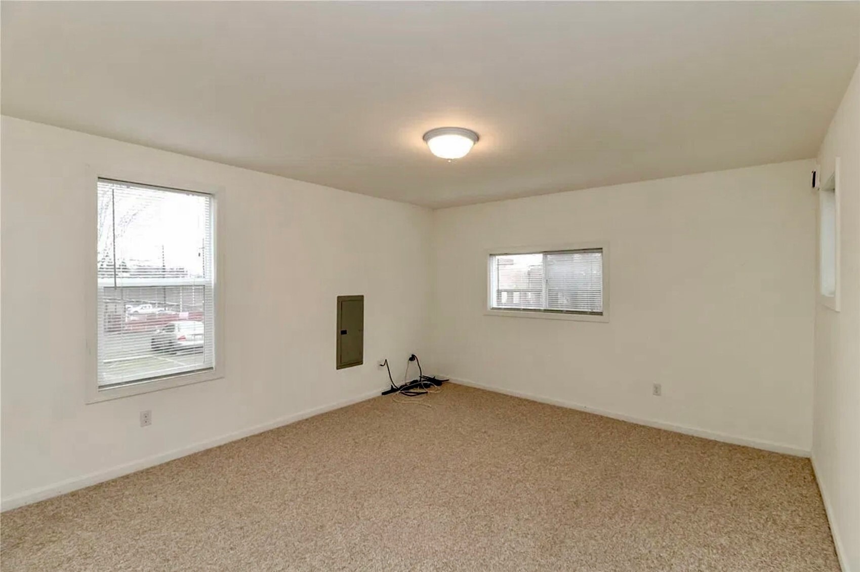1017 S I Street Property Photo 32
