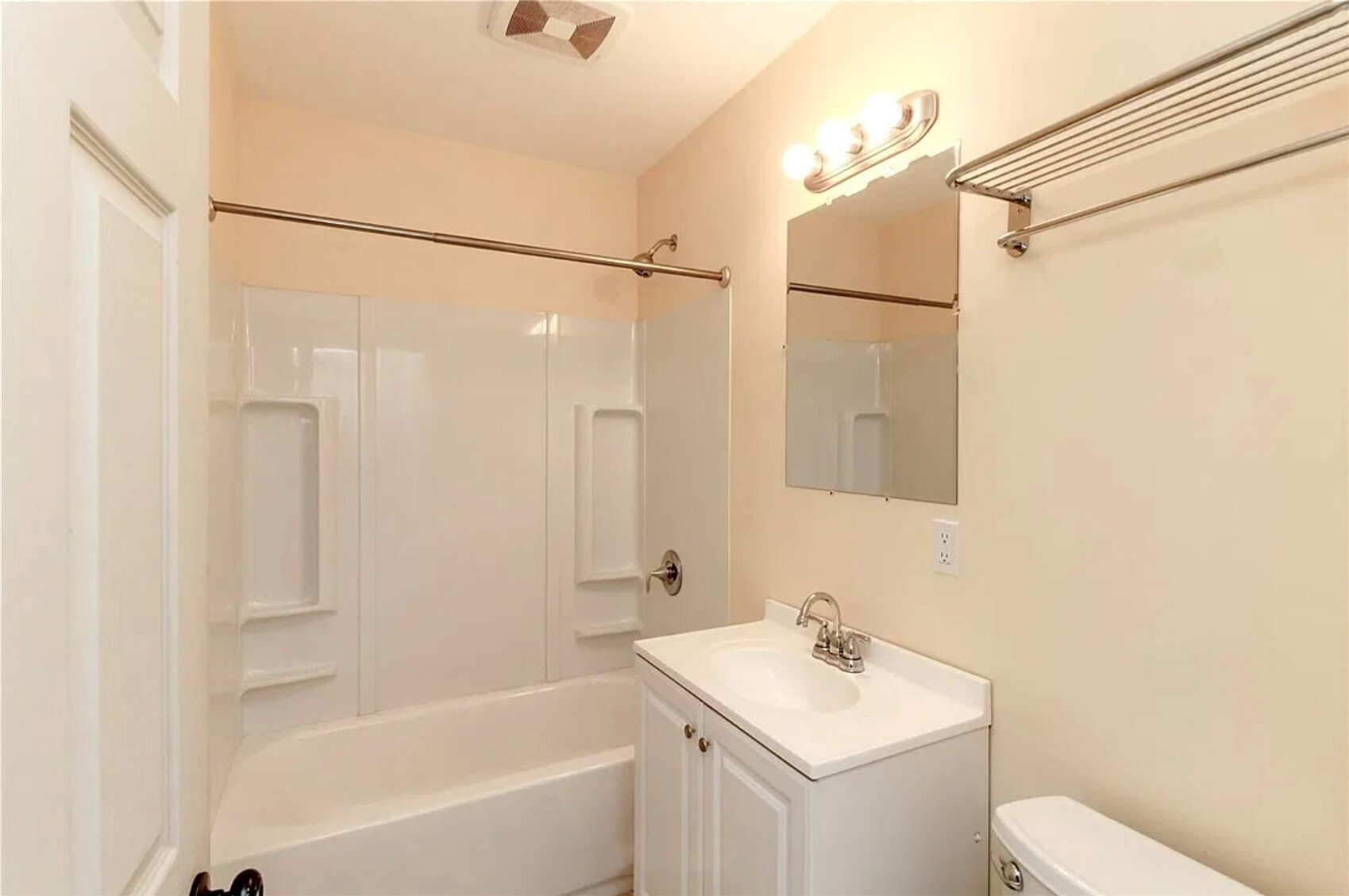 1017 S I Street Property Photo 36