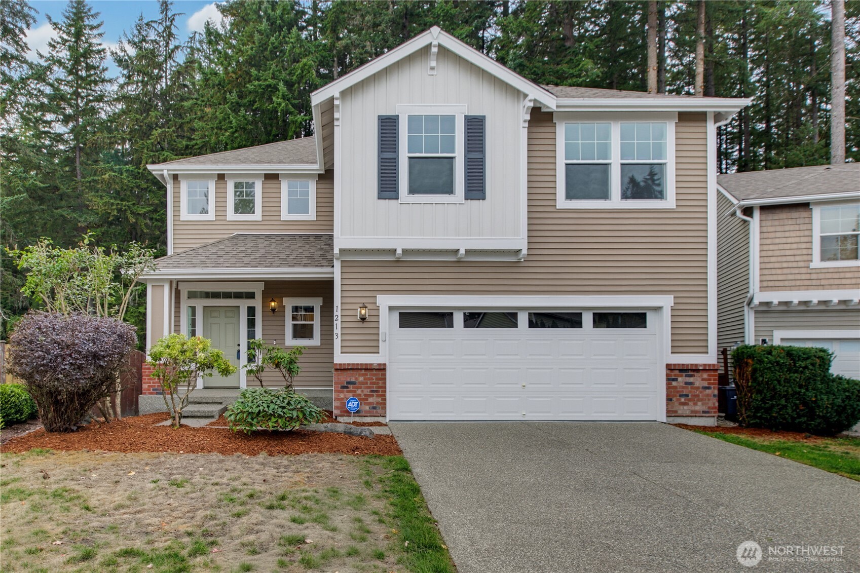 1213 Koda Circle Property Photo 1