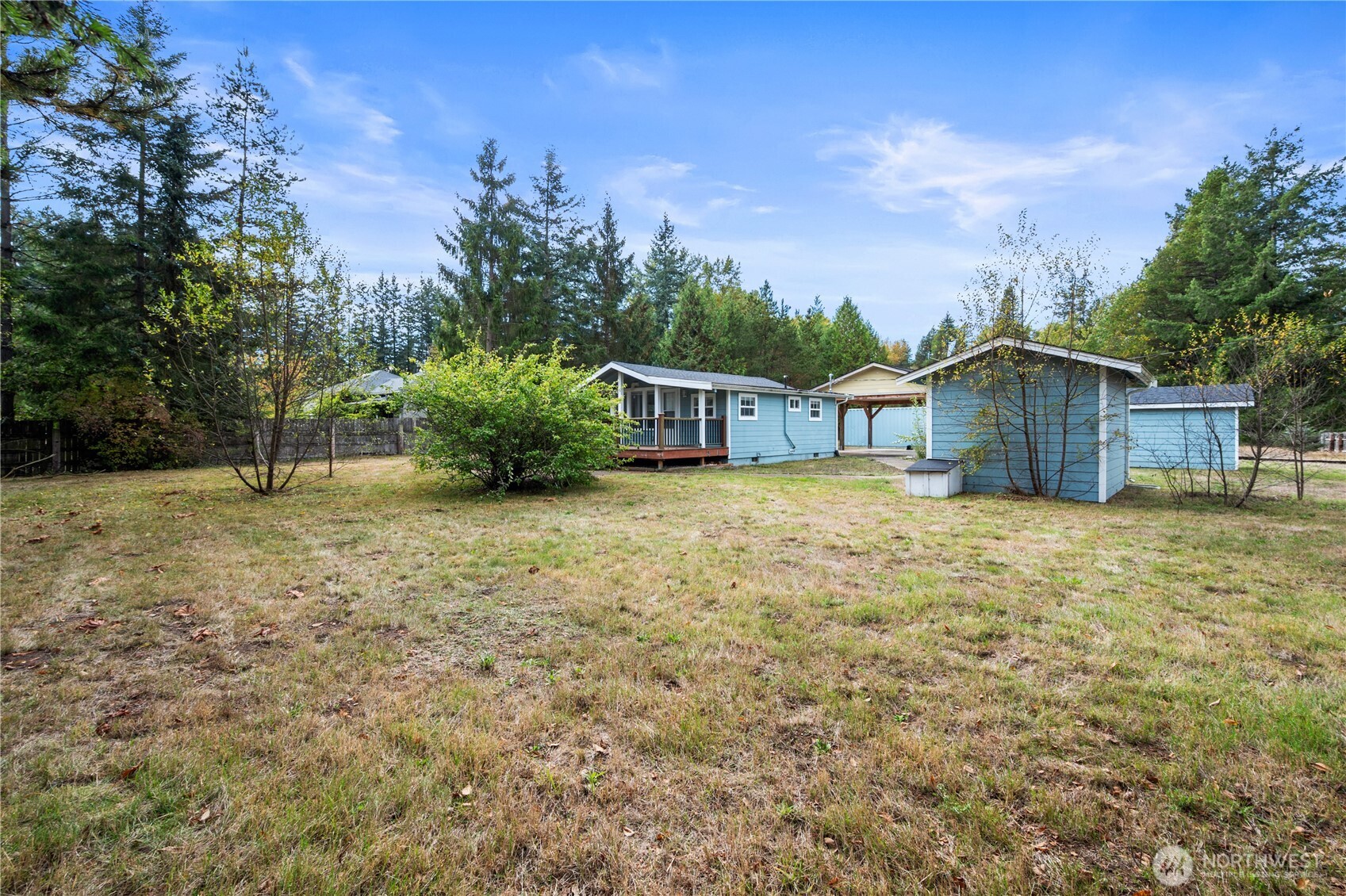 8185 Custer School Rd Property Photo 3