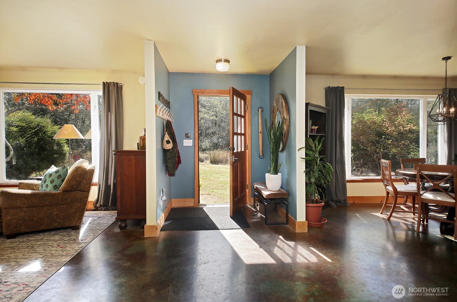 5087 Ollom Drive Property Photo 12
