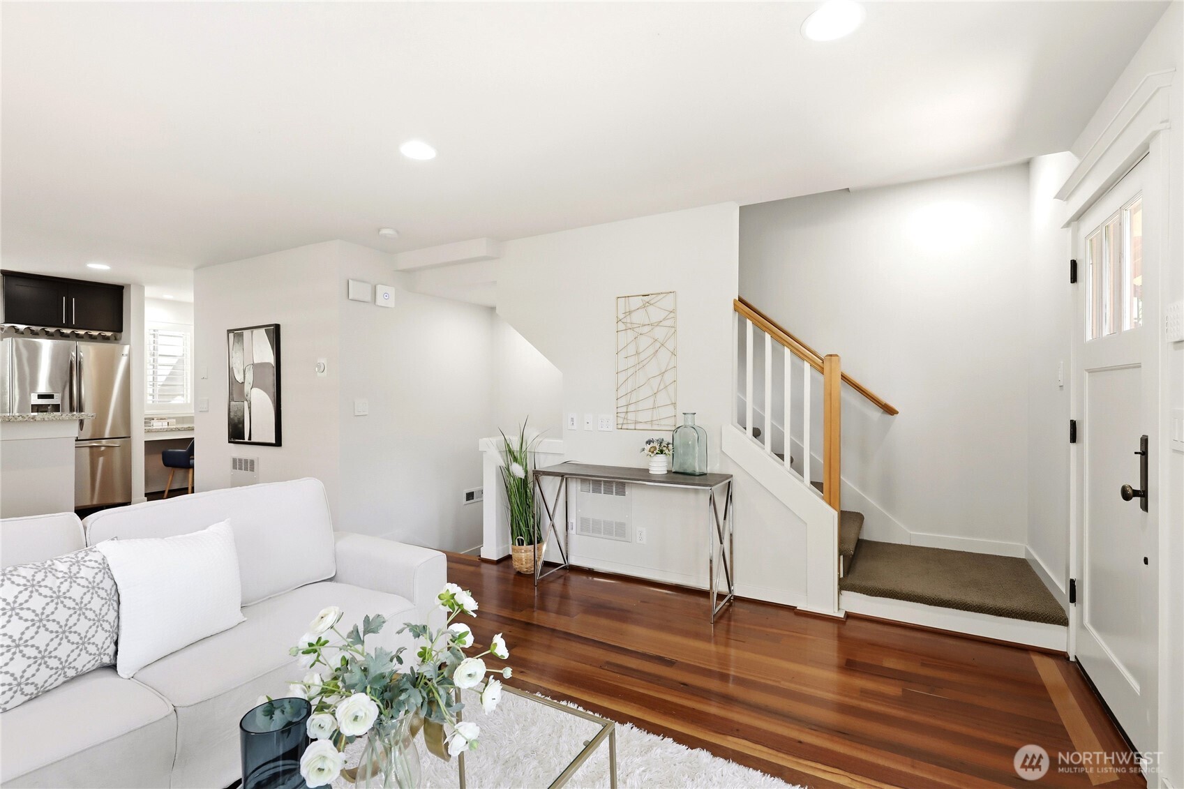 3128 Franklin Avenue B Property Photo 9
