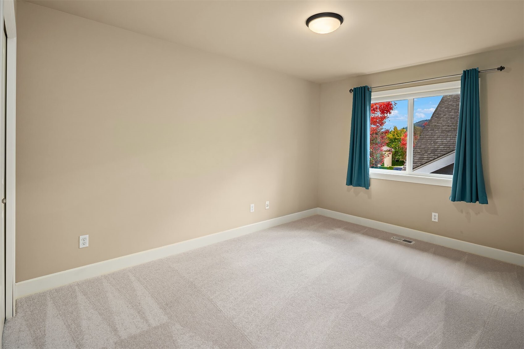 2817 275th Avenue Property Photo 28