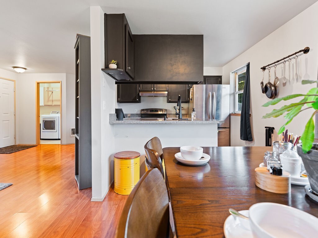 6630 88th Place Property Photo 12