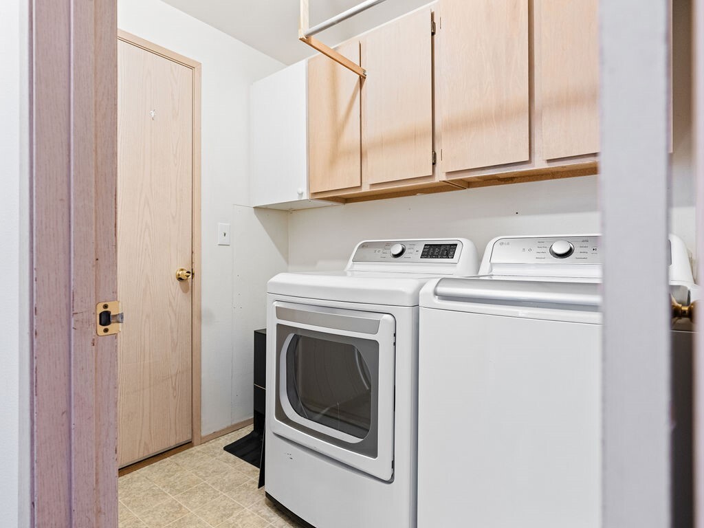 6630 88th Place Property Photo 16