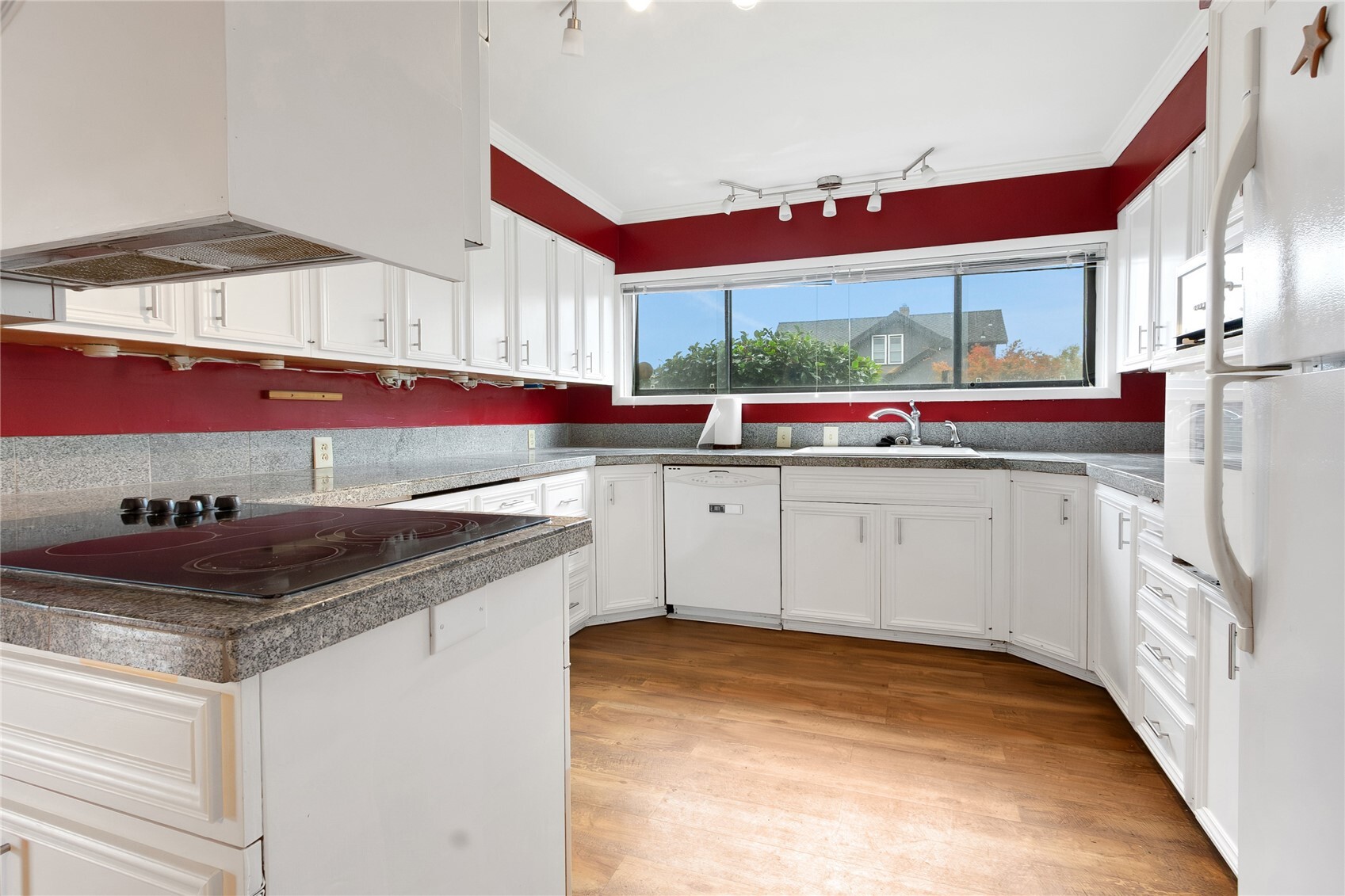 1218 Sequalish Street Property Photo 3