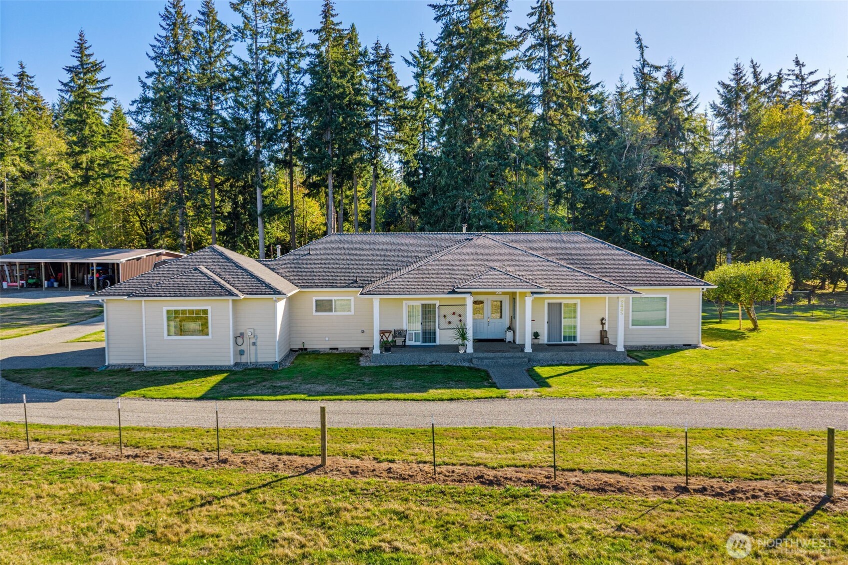 9445 Lundeen Road Property Photo 3