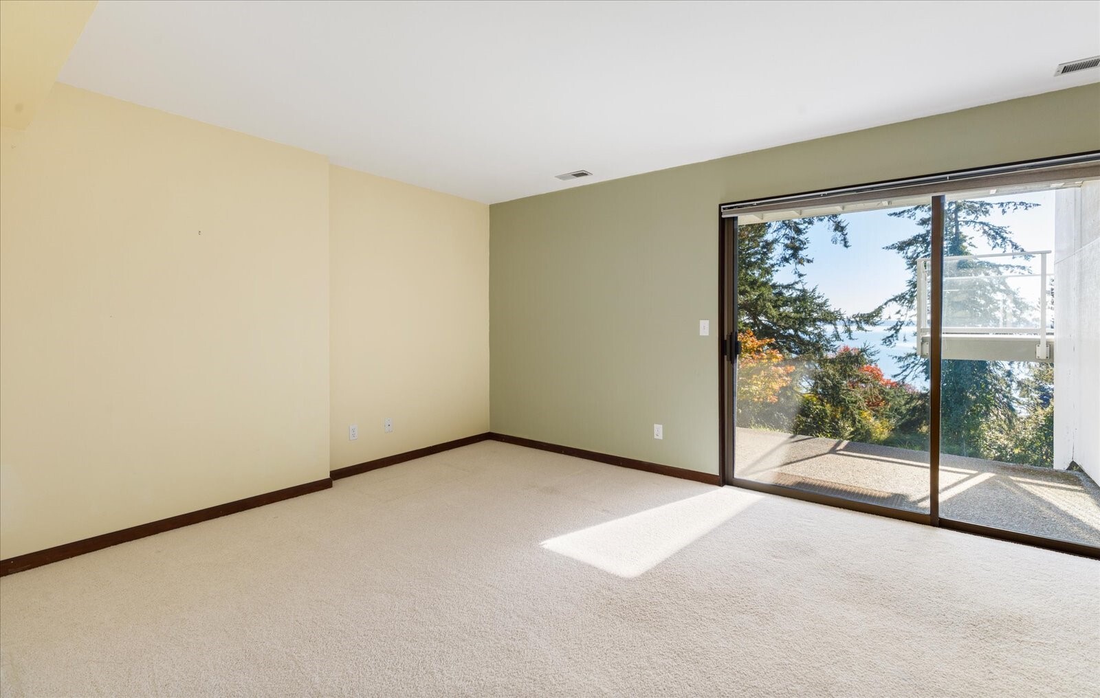 1200 Crescent Drive Property Photo 39