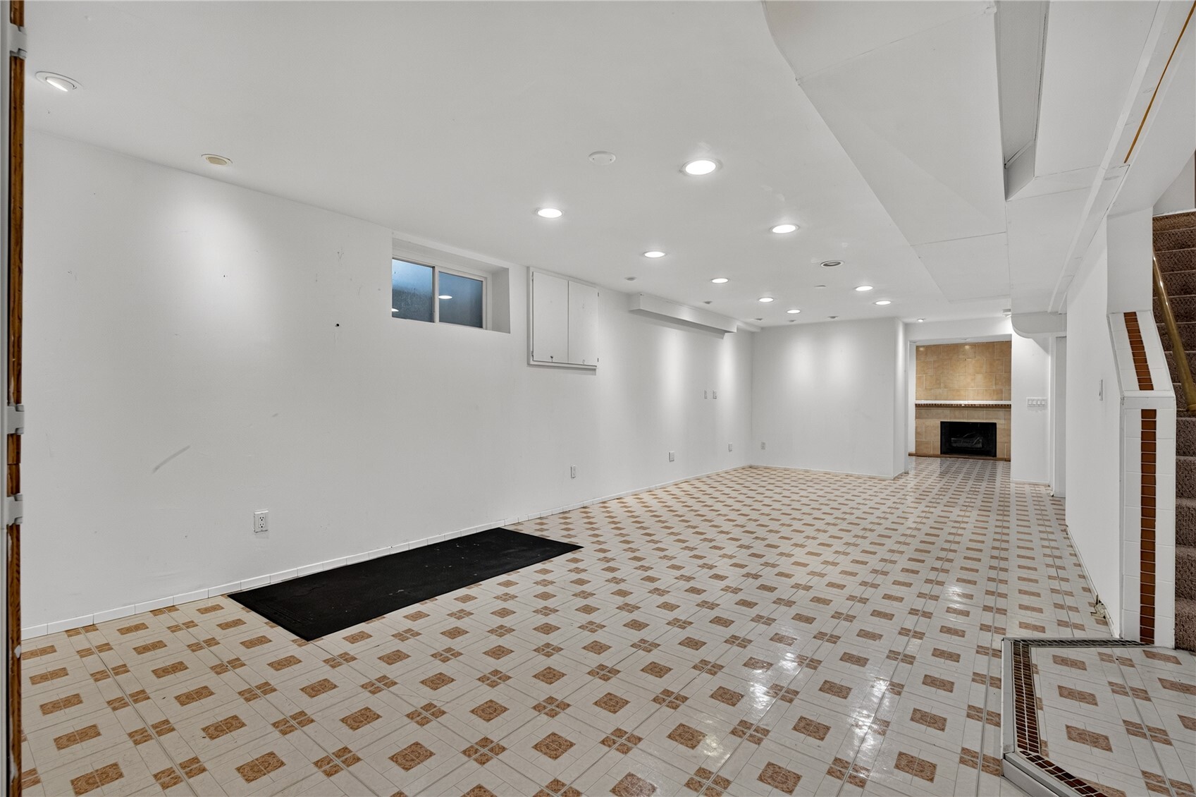 18456 40th Place Property Photo 24