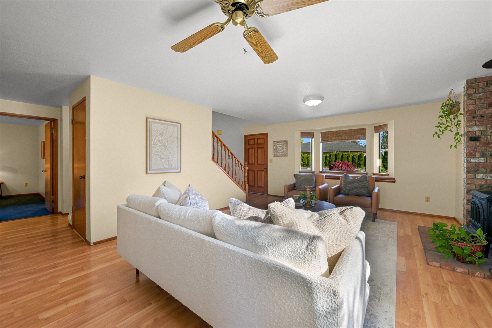 3231 Pinewood Avenue Property Photo 5