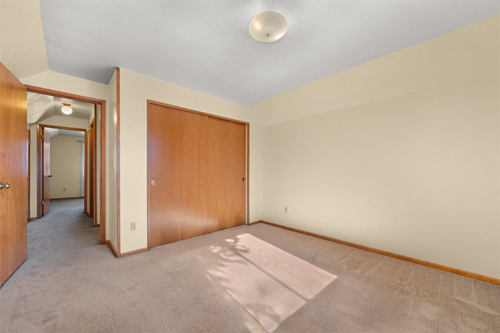 3231 Pinewood Avenue Property Photo 21